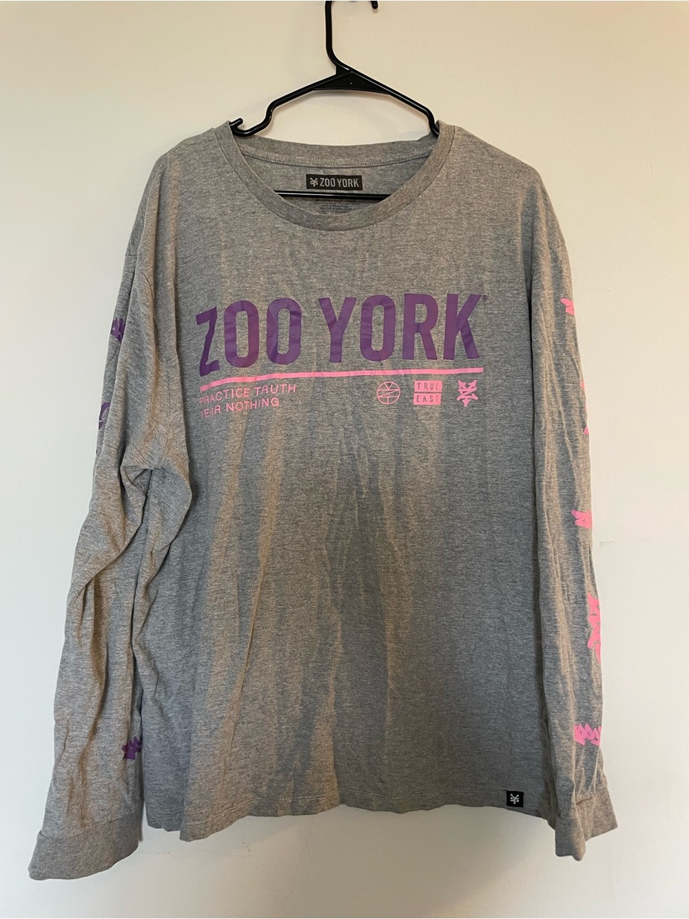 Zoo York Gray Long Sleeve Tee UNISEX with Purple & Pink Graphics - streetwear